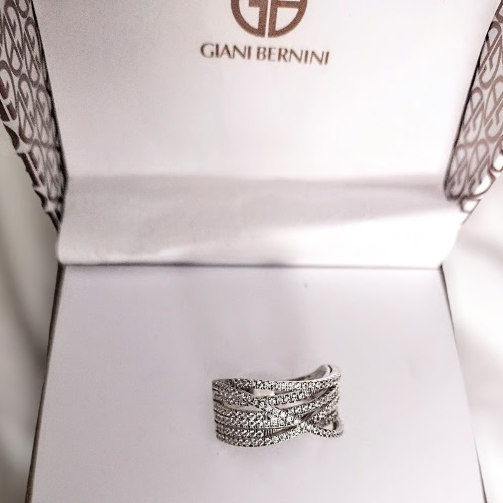 Cubic Zirconia Pave Interlocking Ring (1-1/6 ct. t.w.) in Sterling Silver, Sz 6 - Picture 2 of 6